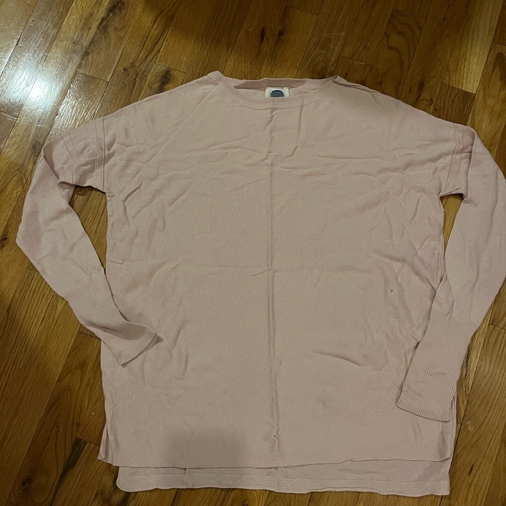 OLD NAVY BLUSH SWEATER